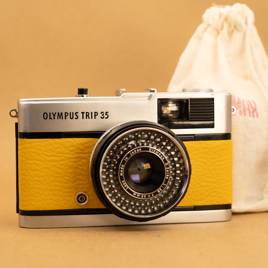 OLYMPUS TRIP35 /フィルムカメラ Green Olympus Trip 35 Film Camera with Roll of Film - Refurbished