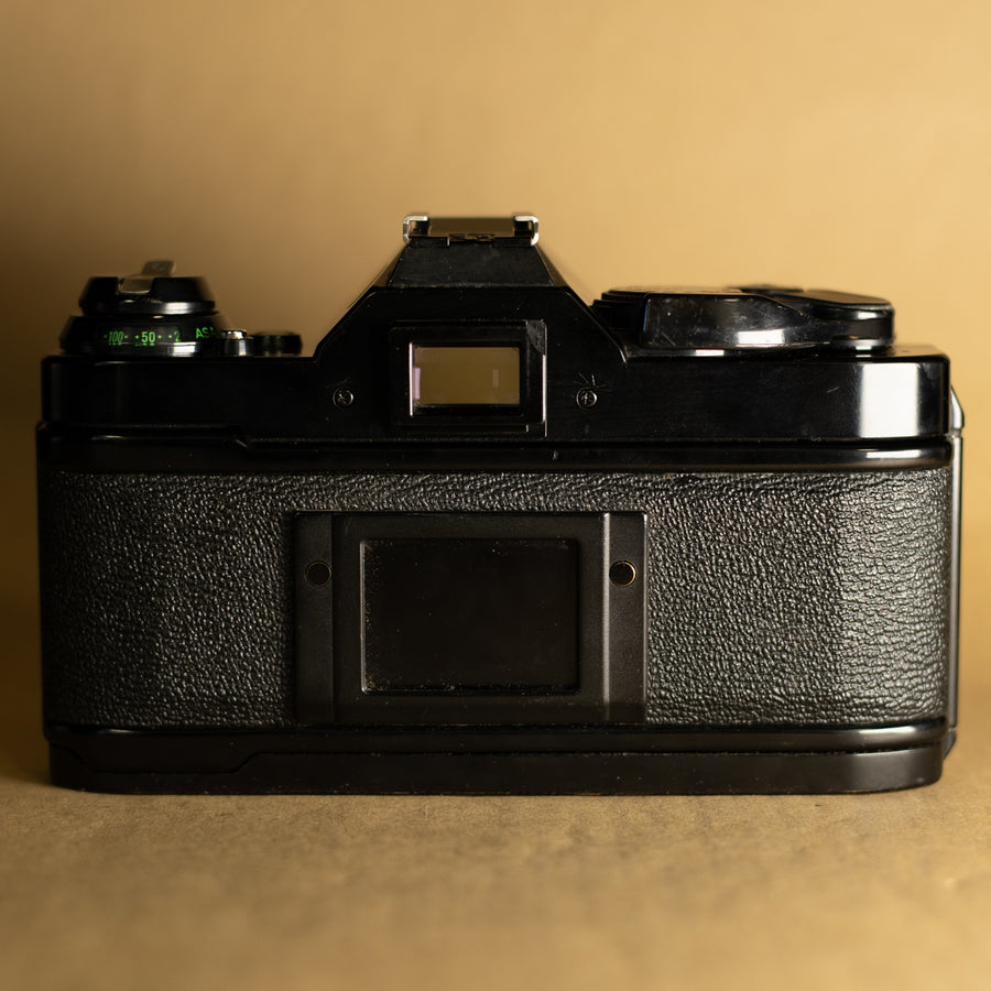 Programa Canon AE-1 negro con lente de 50 mm f/1.8