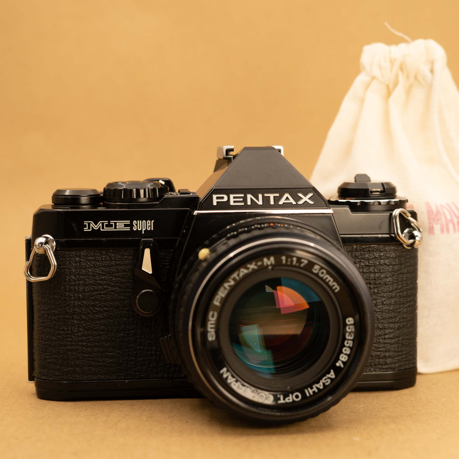 Pentax ME Super noir avec objectif 50 mm f/2