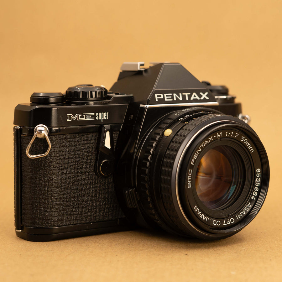 Pentax ME Super noir avec objectif 50 mm f/2