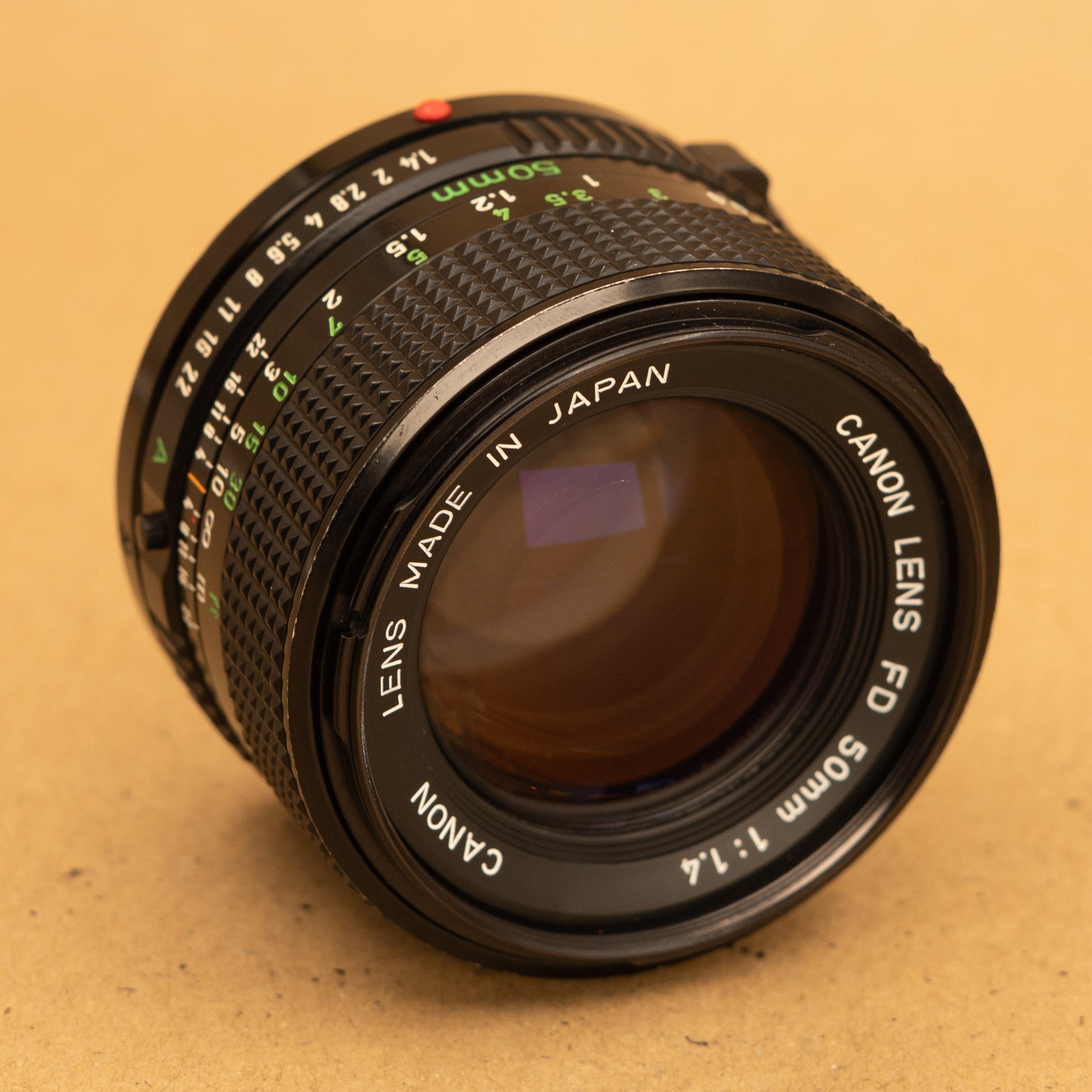 かめらや】3879 Canon New FD 50mm F1.4 単焦点 標準レンズ FDマウント