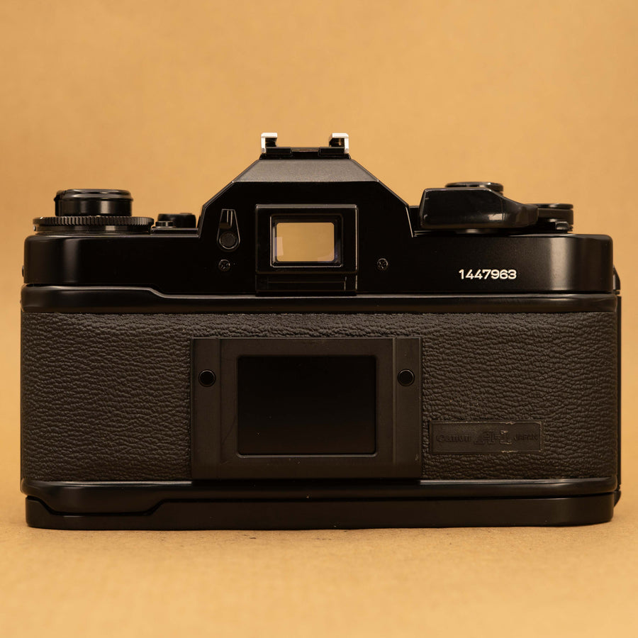 Canon A-1 con lente de 50 mm f/1,8