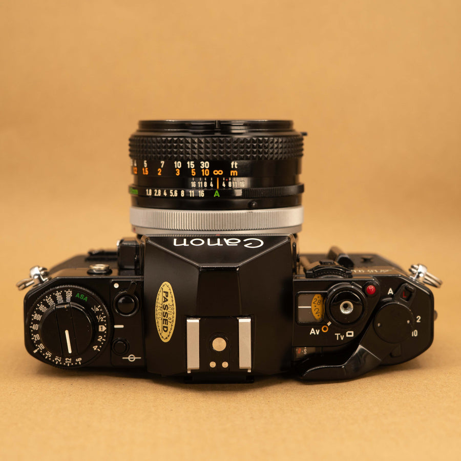 Canon A-1 avec objectif 50 mm f/1.4