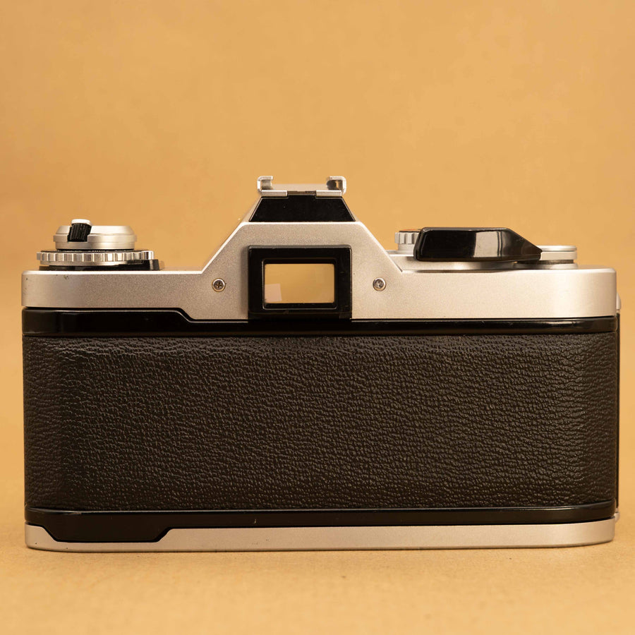 Canon AV-1 with 50mm f/1.8 Lens