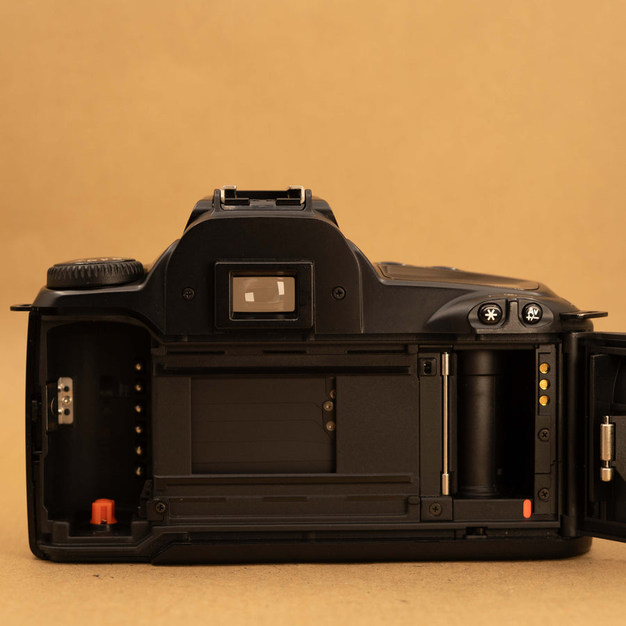 Canon EOS 3000 Body