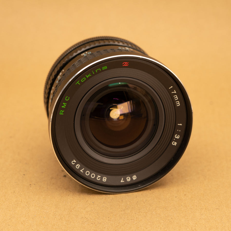 Objectif Canon 28 mm f/3,5 pour monture Canon FD