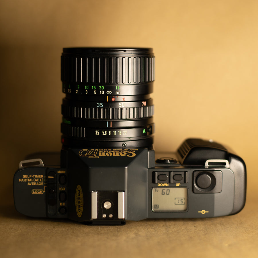 Canon T50 avec objectif Canon 35-70 mm f/3,5-4,5