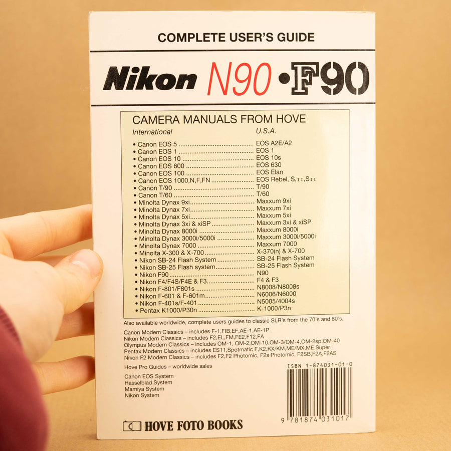 Complete User's Guide to Nikon N90 and F90 by John Clements
