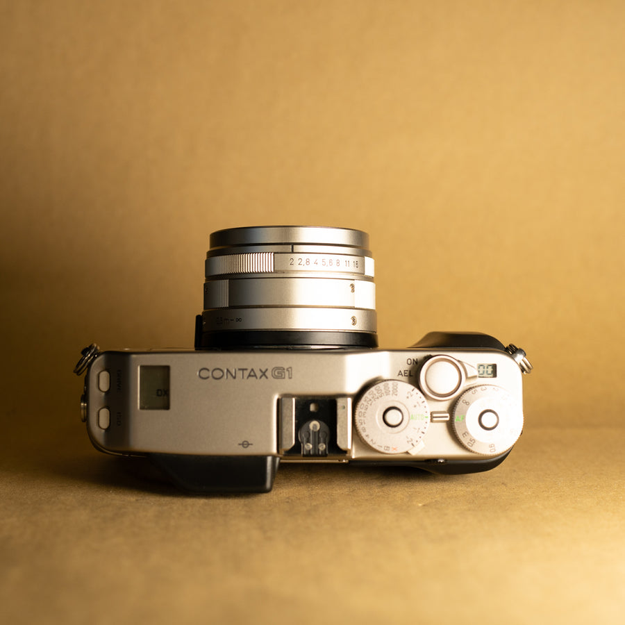 Contax G1 con lente de 28 mm f/2.8