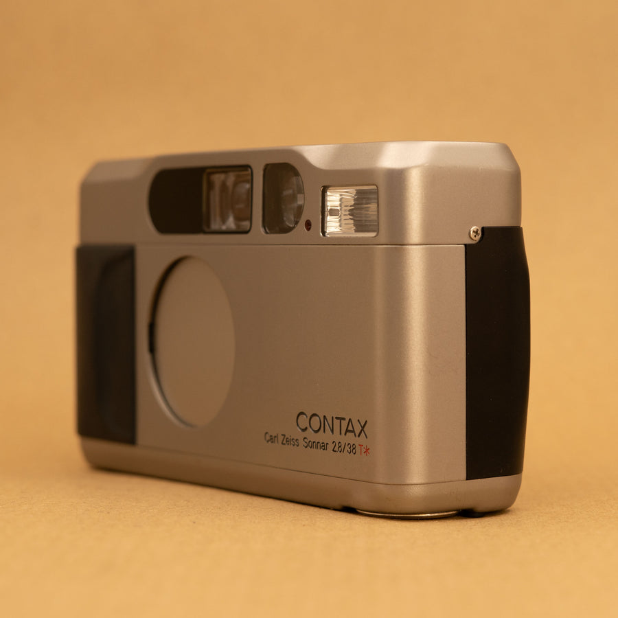 Contax T2 in Silver