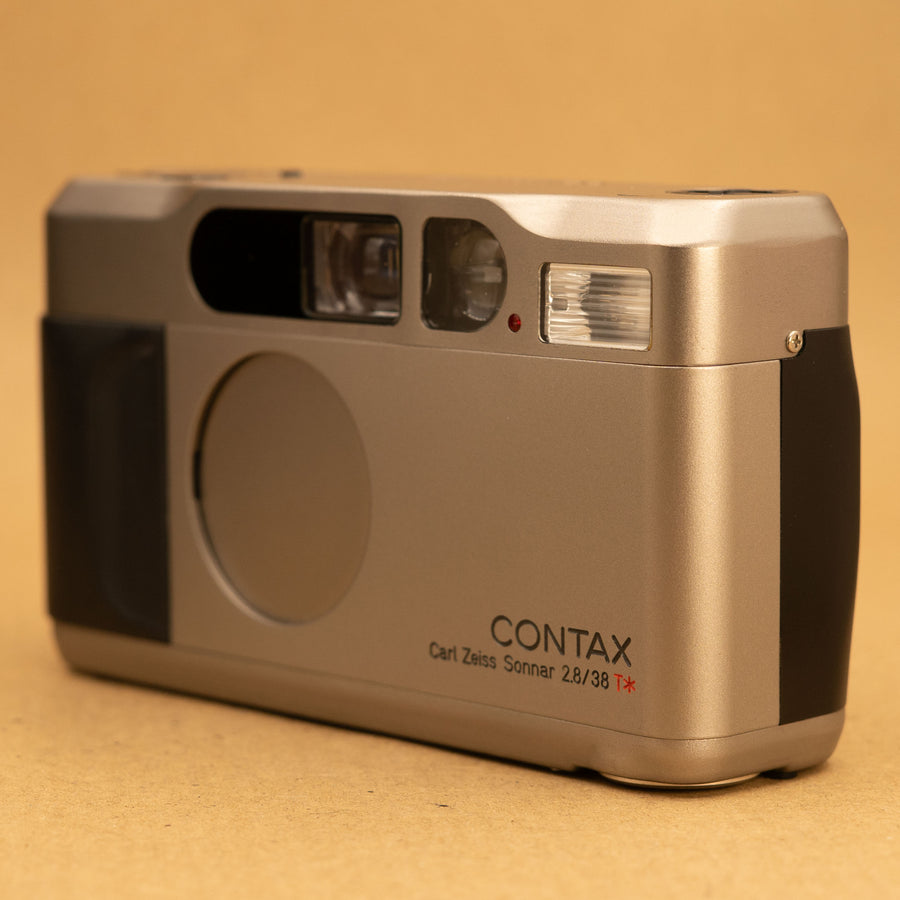 Contax T2 in Silver