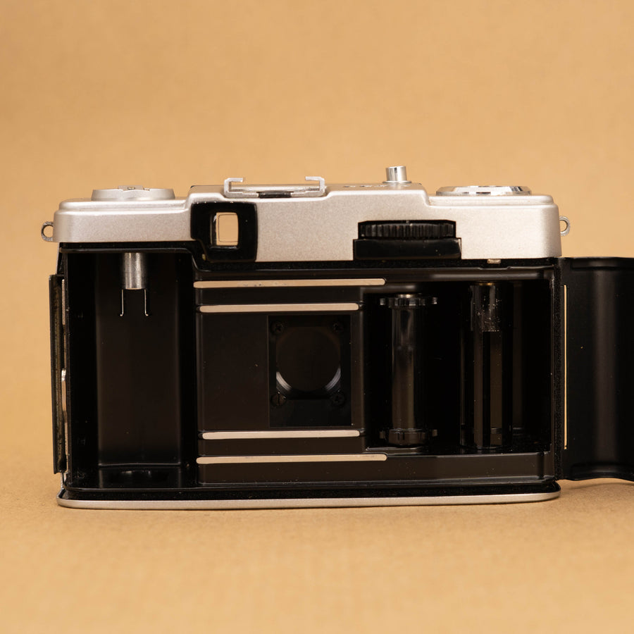 Olympus Pen EES-2 Half-frame in Dark Blue
