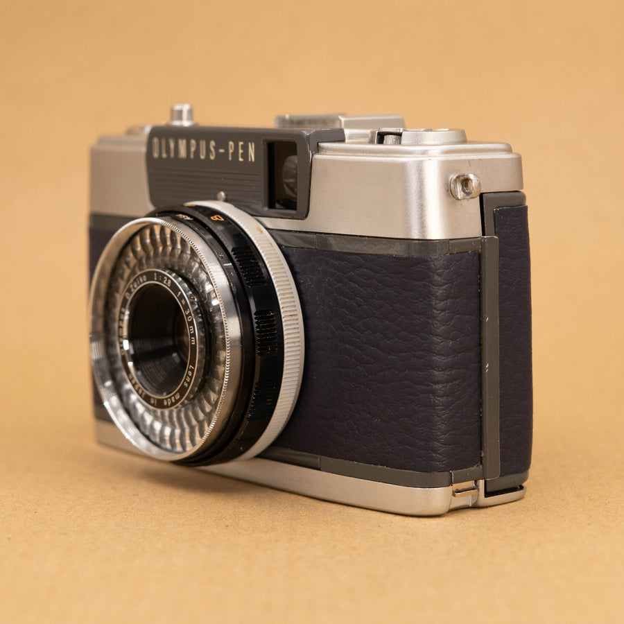 Olympus Pen EES-2 Half-frame in Dark Blue