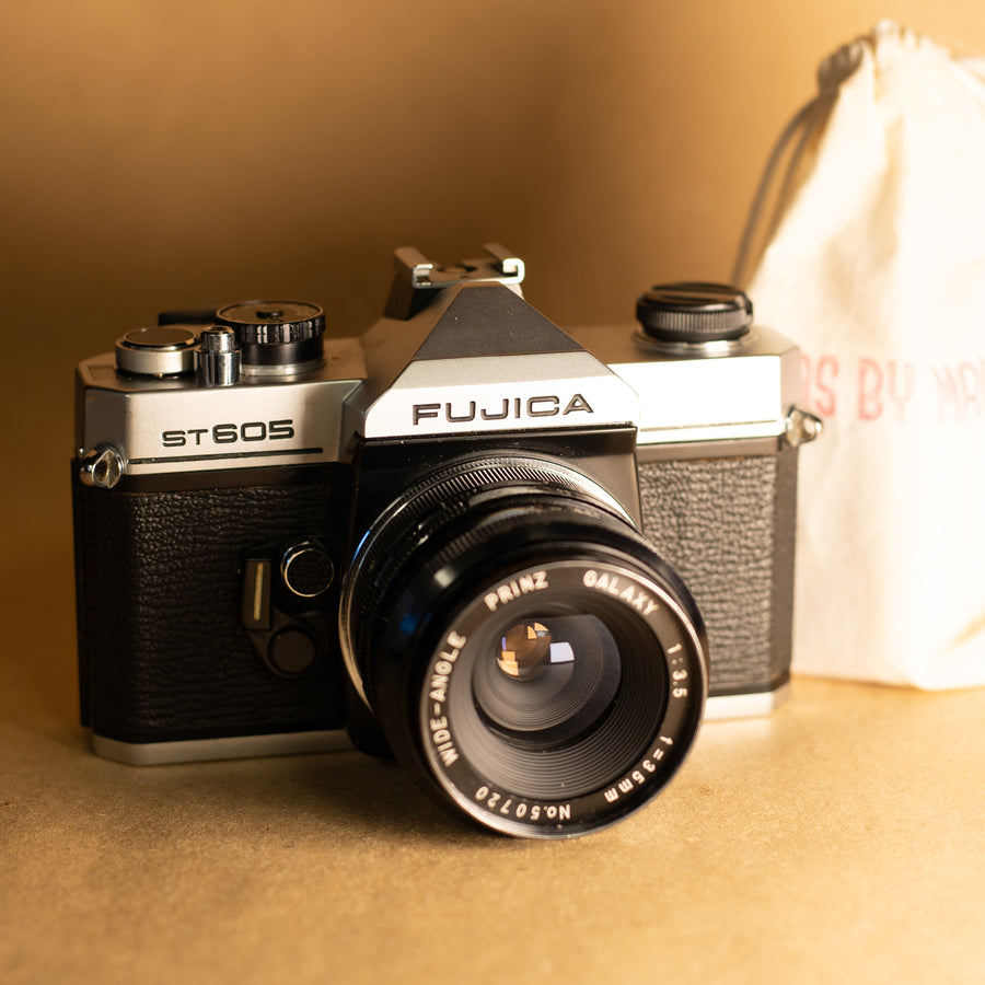 Fujica ST605 con lente de 35 mm f/3,5