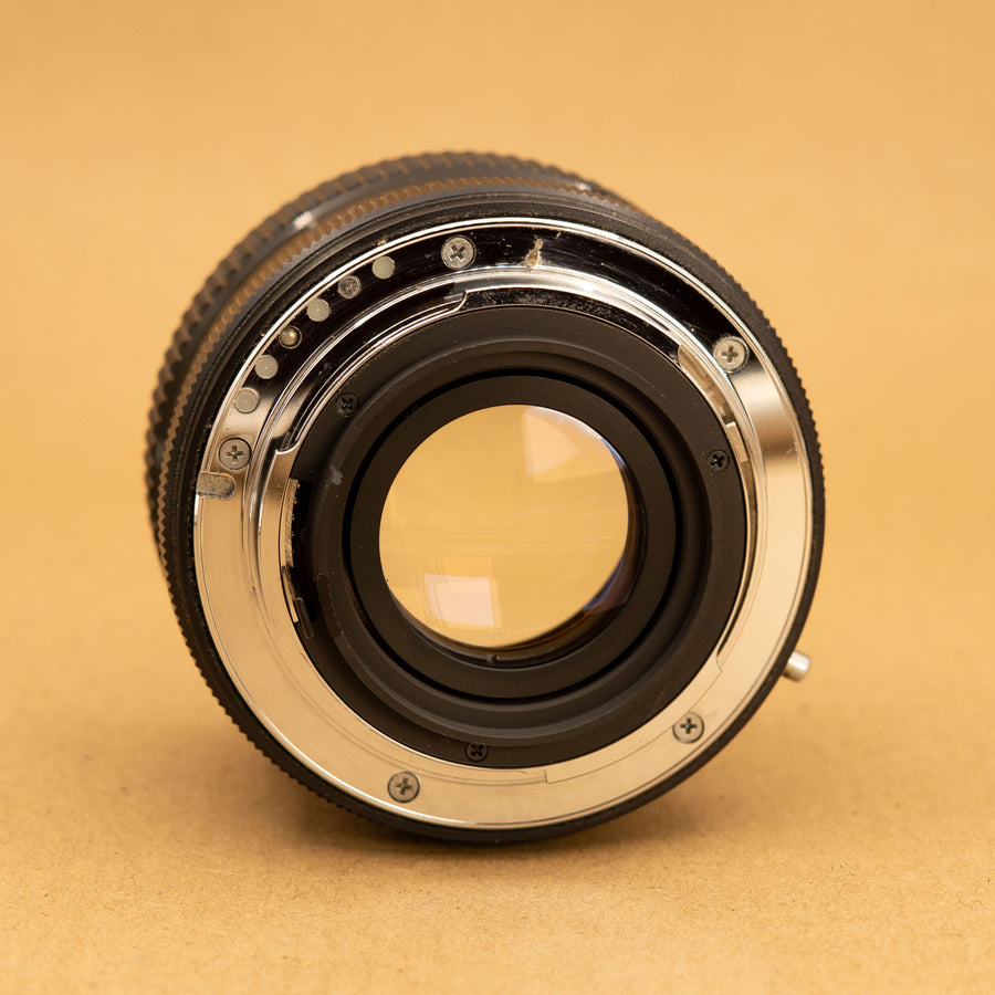 Kiron 28mm f/2 Lens for Pentax K Mount