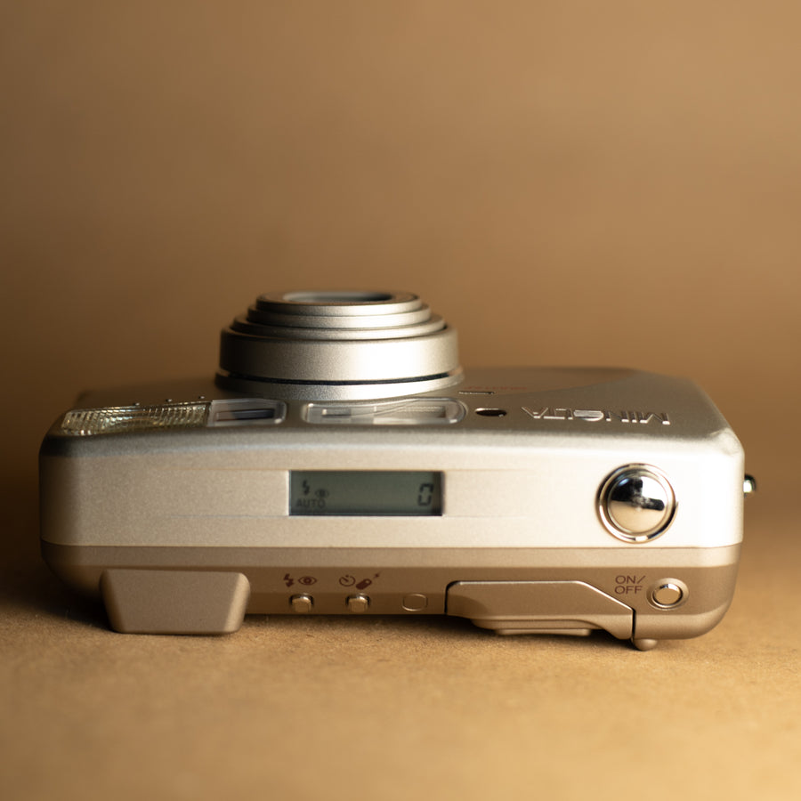 Minolta 125 Riva Zoom with Roll of Film - Refurbished