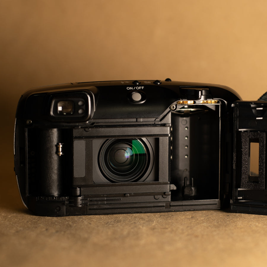 Minolta Riva Zoom 115 EX 35mm point and shoot film camera