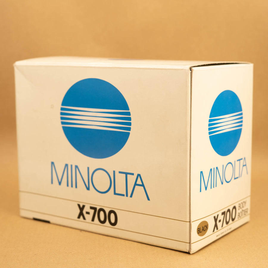 Original Minolta X-700 Box