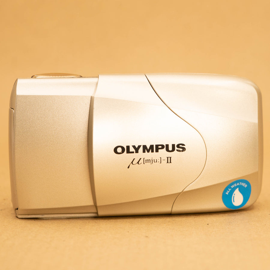 Olympus Mju II in Champagne