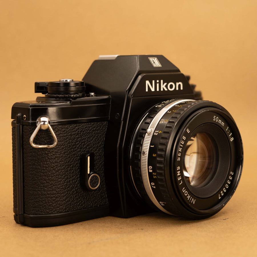 フィルムカメラ Nikon EM SLR Film Camera Black 1073-1 Nikon EM 35mm SLR Film Camera with 50mm f/1.8 Lens - Refurbished