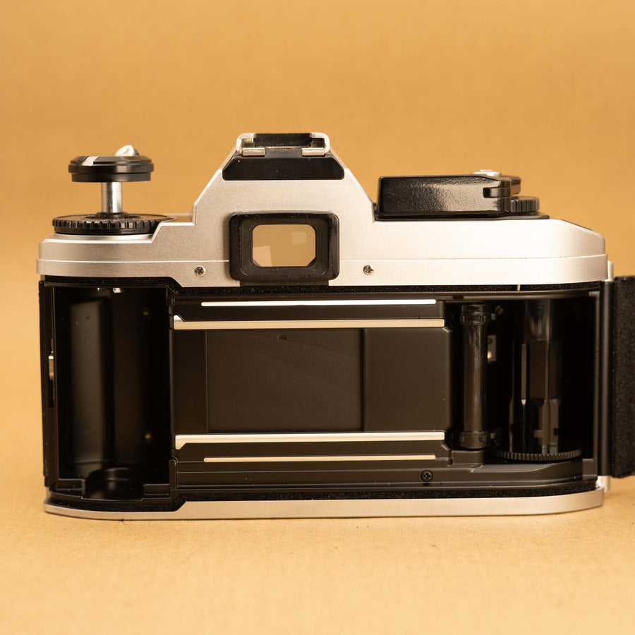 Nikon FG20 con lente de 50 mm f/1.8