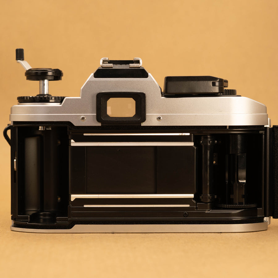 Nikon FG-20 with 50mm f/1.8 Lens