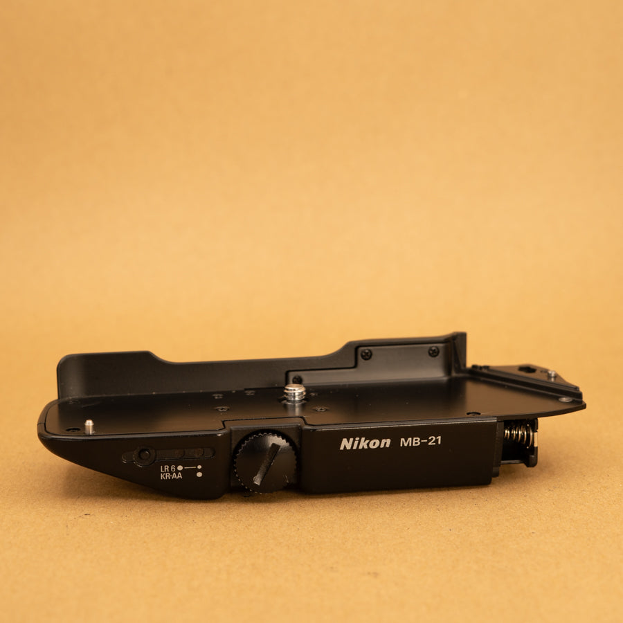 Nikon MB-21 Motor Drive for Nikon F4 – Cameras By Max Ltd