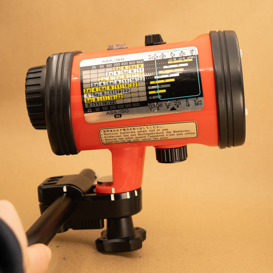 Nikonos SB103 Speedlight for Nikonos Cameras