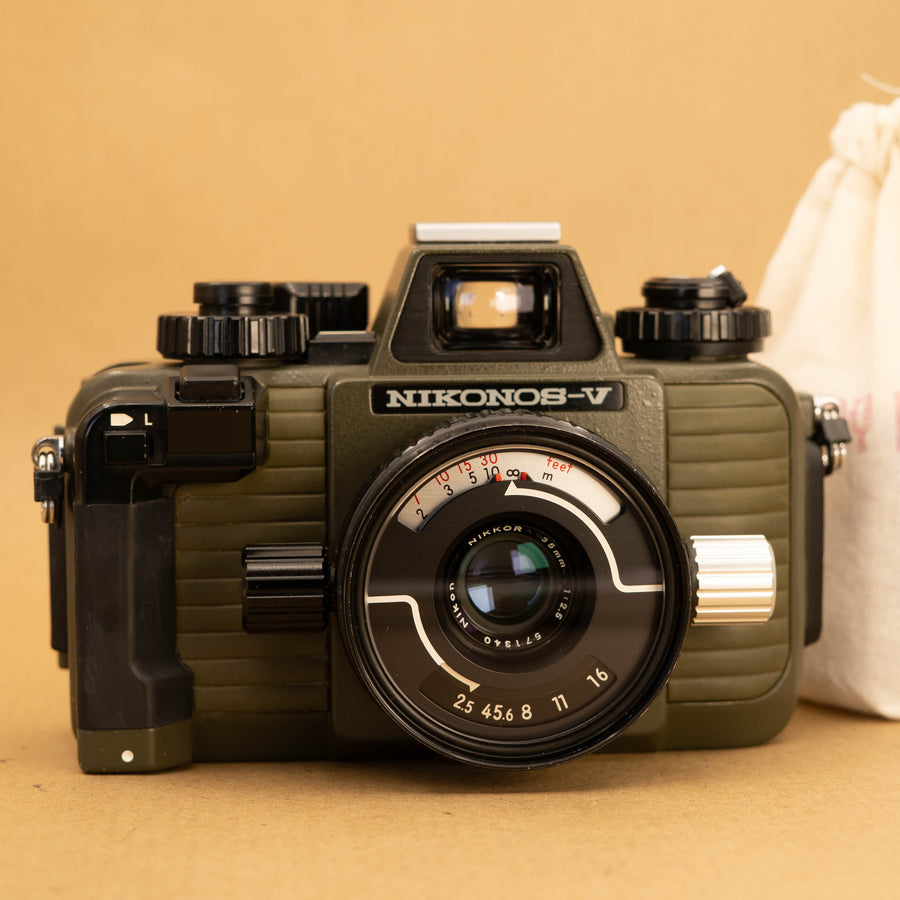 Nikonos V in Green with 35mm f/2.5 Lens and Accessories