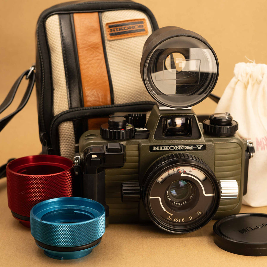 Nikonos V in Green with 35mm f/2.5 Lens and Accessories