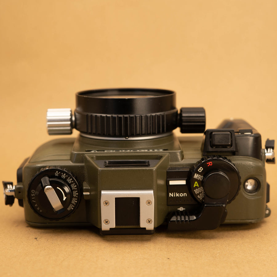 Nikonos V in Green with 35mm f/2.5 Lens and Accessories