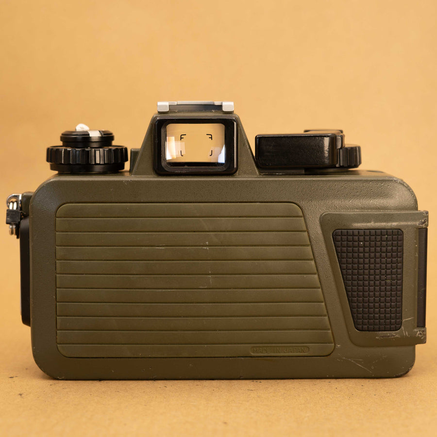 Nikonos V in Green with 35mm f/2.5 Lens and Accessories