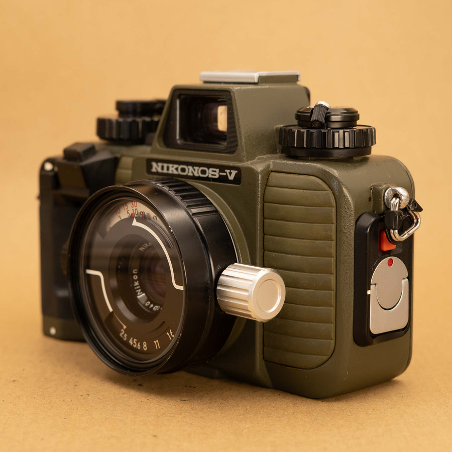 Nikonos V in Green with 35mm f/2.5 Lens and Accessories