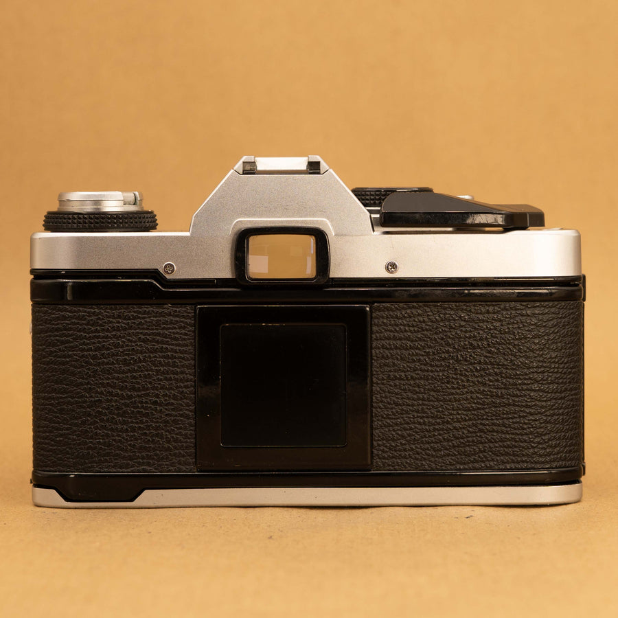 Olympus OM20 with 50mm f/1.8 Lens