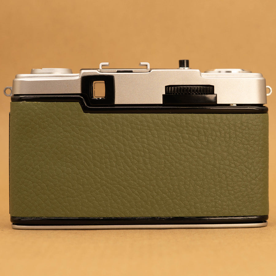 Olympus Pen EES-2 Half-frame in Green