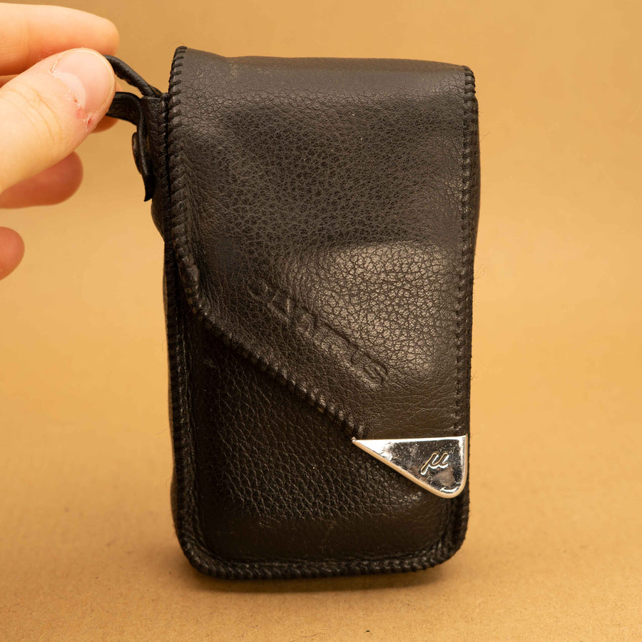 Étui noir pour appareil photo Olympus Mju