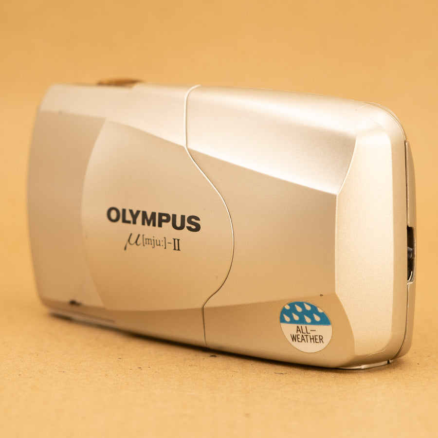 Olympus Mju II in Champagne