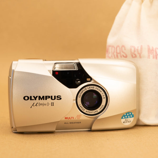 OLYMPUS μ mju II シャンパンゴールド 完動品 μII Olympus Mju II in Champagne 35mm Point and Shoot Film Camera