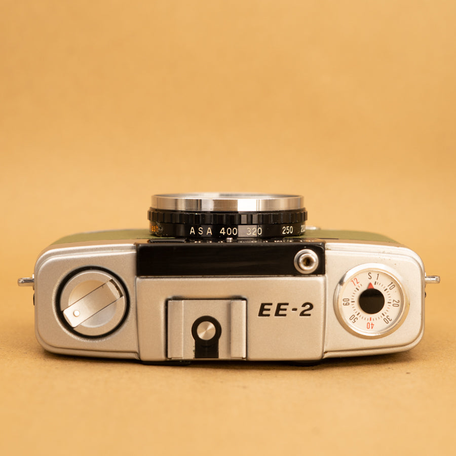 フィルムカメラ OLYMPUS PEN EE-2 Green Olympus Pen EE-2 Half-frame 35mm Film Camera - Refurbished
