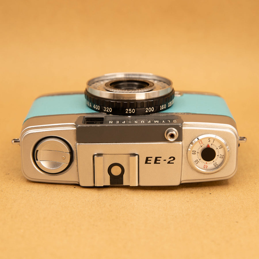 Olympus Pen EE-2 in Turquoise