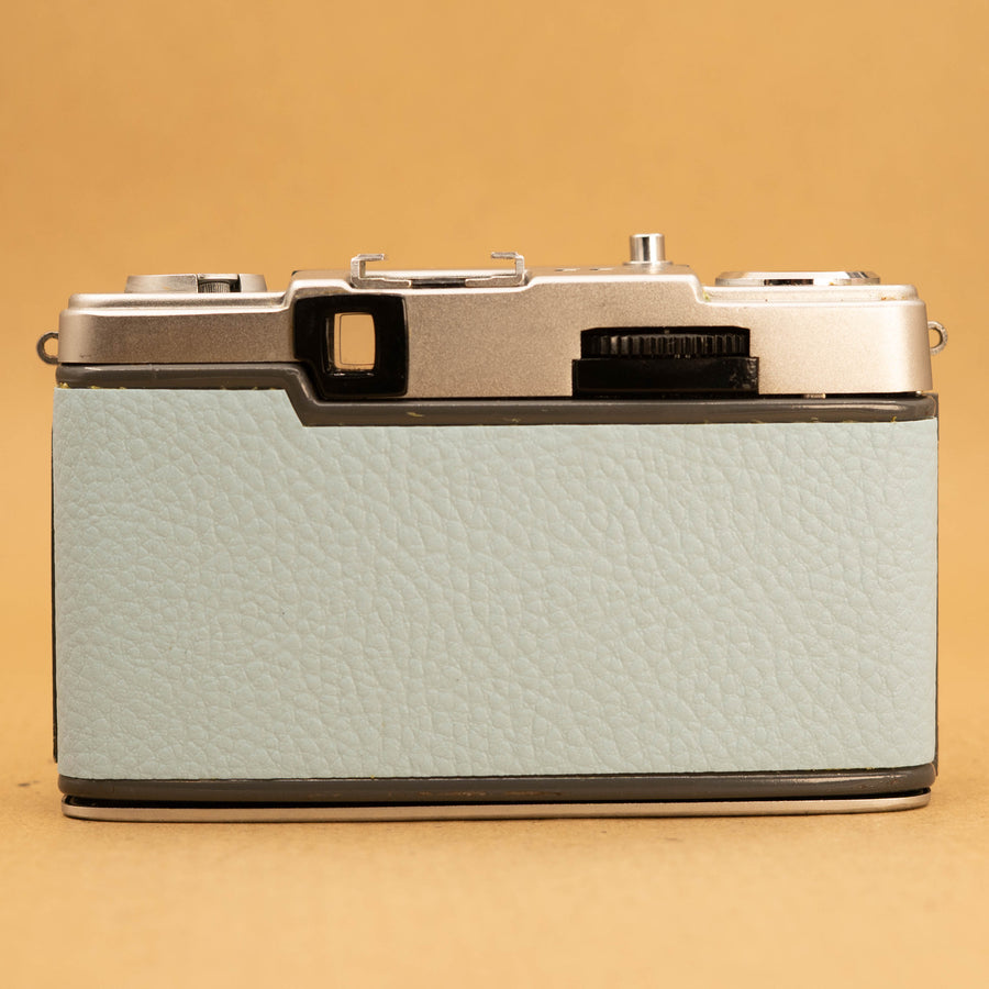 Olympus Pen EE-2 in Baby Blue