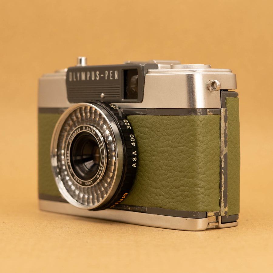 Olympus Pen EE-2 in Green