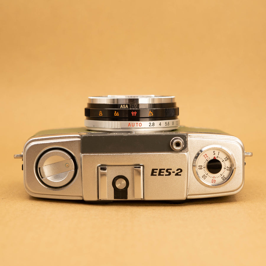 Olympus Pen EES-2 Half-frame in Green