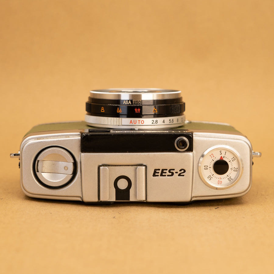 Olympus Pen EES-2 Medio marco en verde