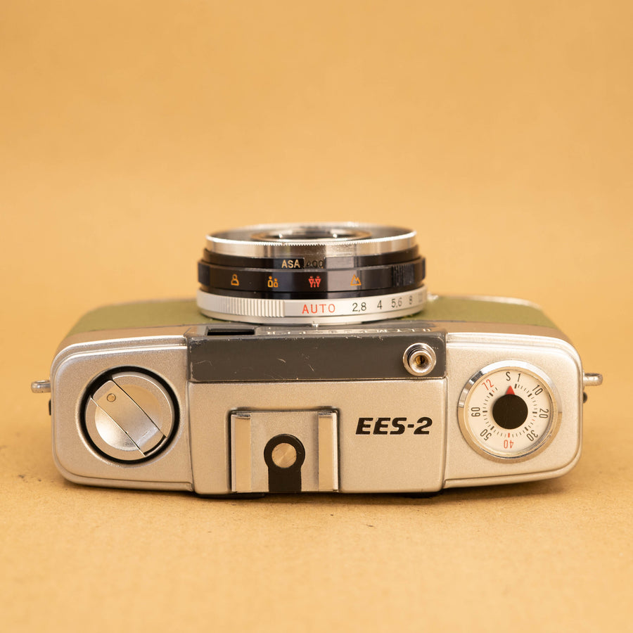 Olympus Pen EES-2 Half-frame in Green