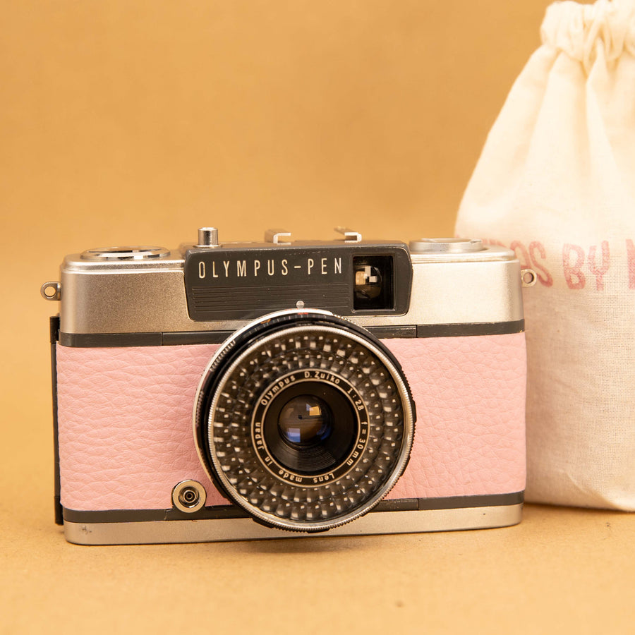 Olympus Pen EES-2 Half-frame in Baby Pink