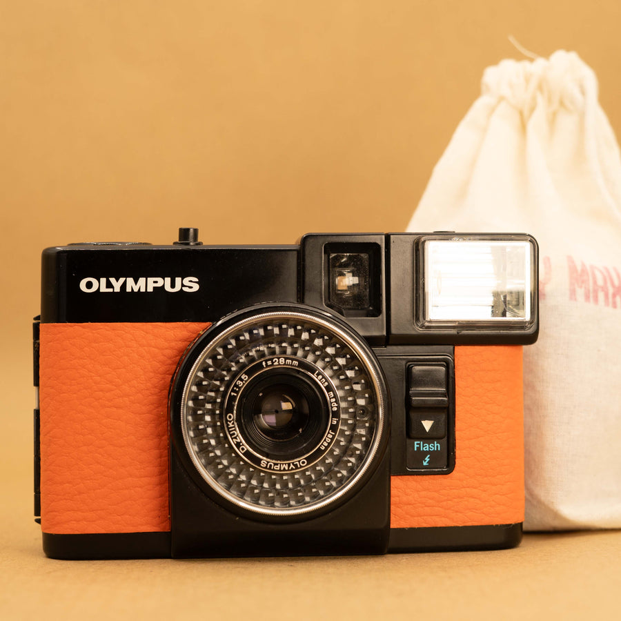 Olympus Pen EF Half-frame in Orange
