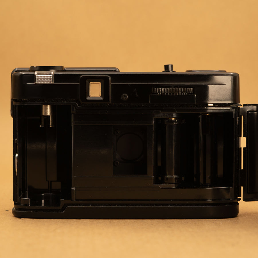 Olympus Pen EF Half-frame in Orange