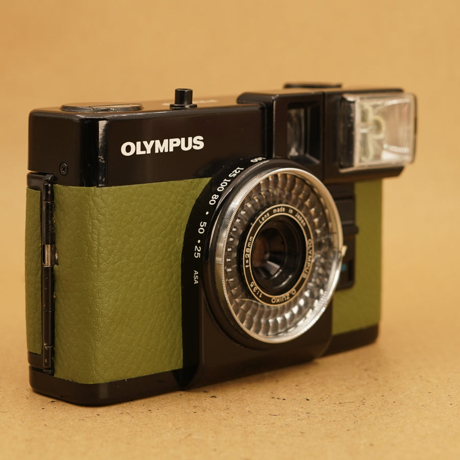 Olympus Pen EF Half-frame 35mm Film Camera with Flash