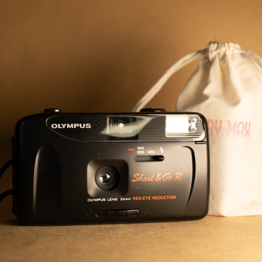 Olympus Shoot & Go R 35mm film point and shoot film camera for beginners